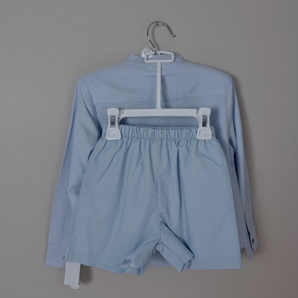 NWT Kids Edgehill Collection Light Blue Striped Button-Down Shirt 5 T - Picture 2 of 8